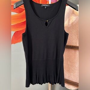 Peplum bottom summer sleeveless sweater, size L